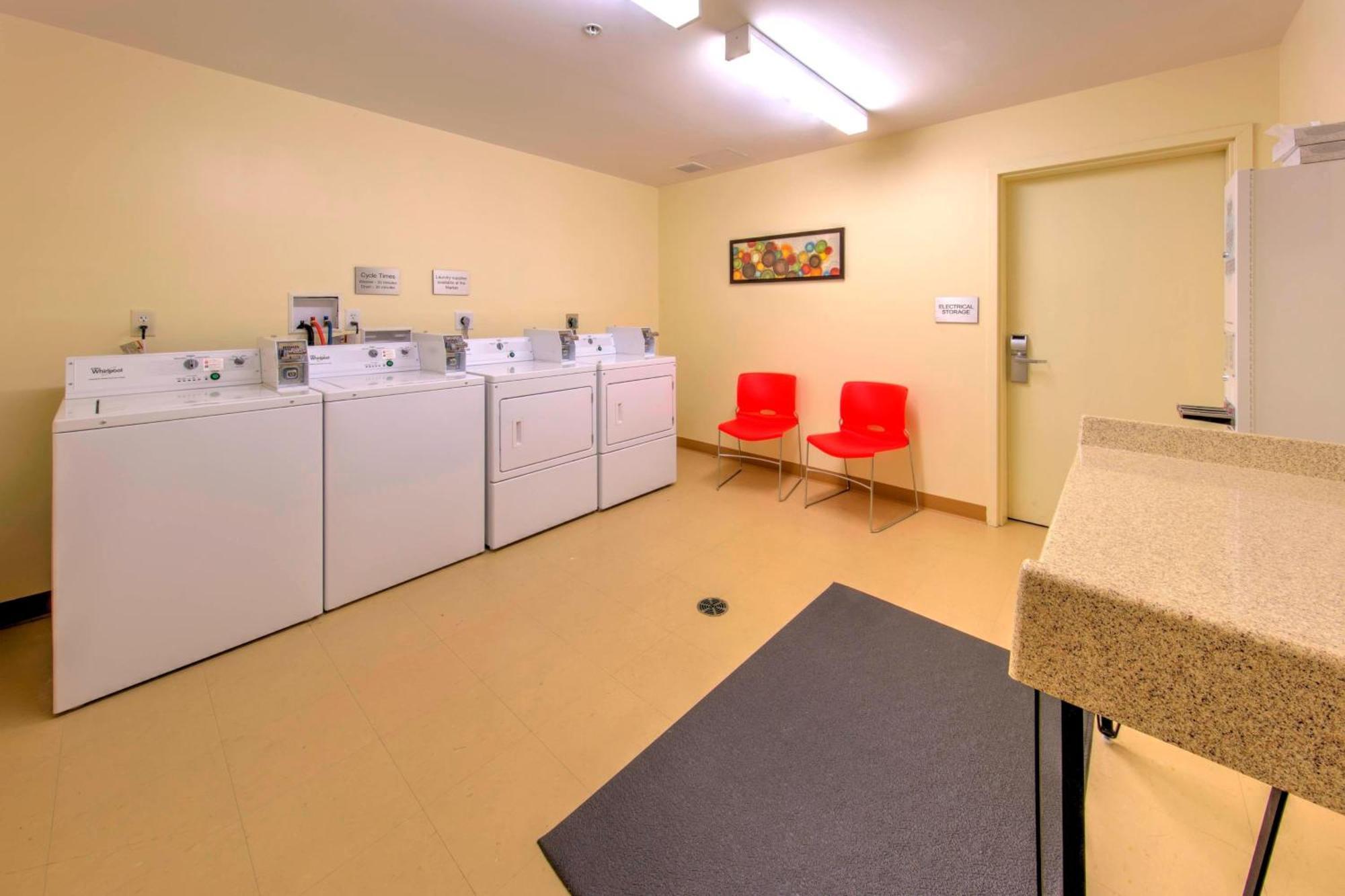 Fairfield Inn & Suites By Marriott Chincoteague Island Waterfront Extérieur photo